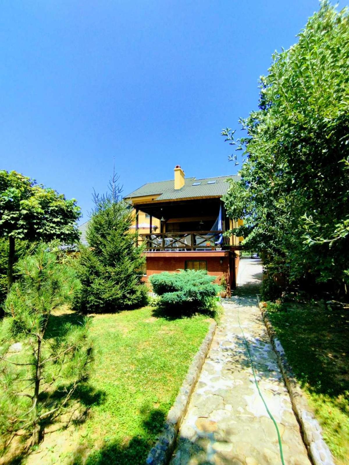 Guesthouse Silvani Krusevac Bagian luar foto